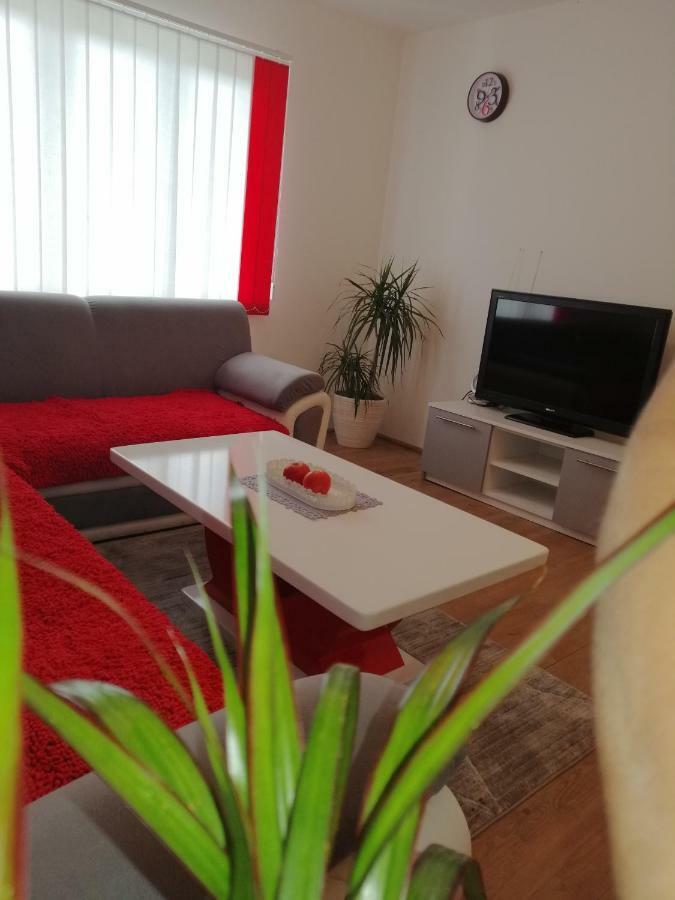 Cosy Apartment Road A6 Fuzine Exterior photo