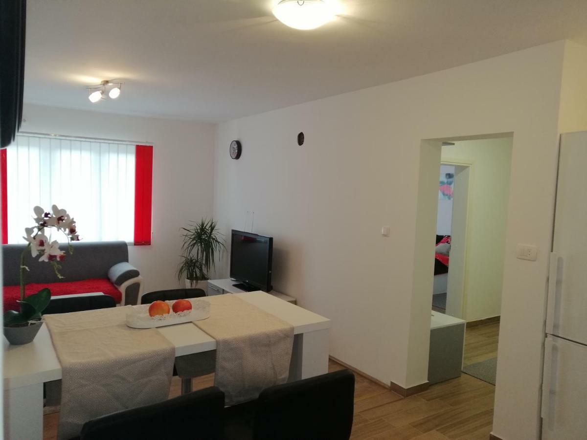 Cosy Apartment Road A6 Fuzine Exterior photo